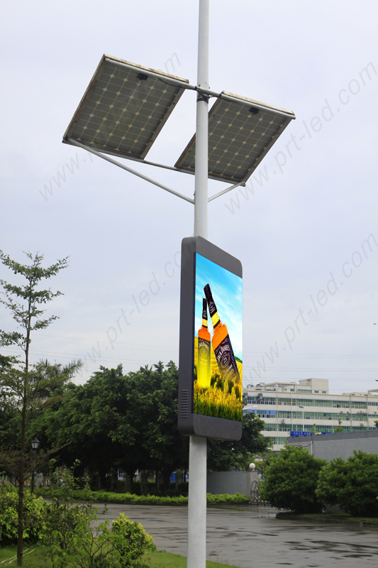Outdoor P5 Full Color Pole LED Sign Board Controlled by 3G/GPS
