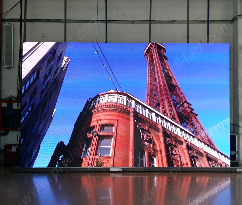 High Contrast P3 Indoor Full Color Video LED Wall Panel from China