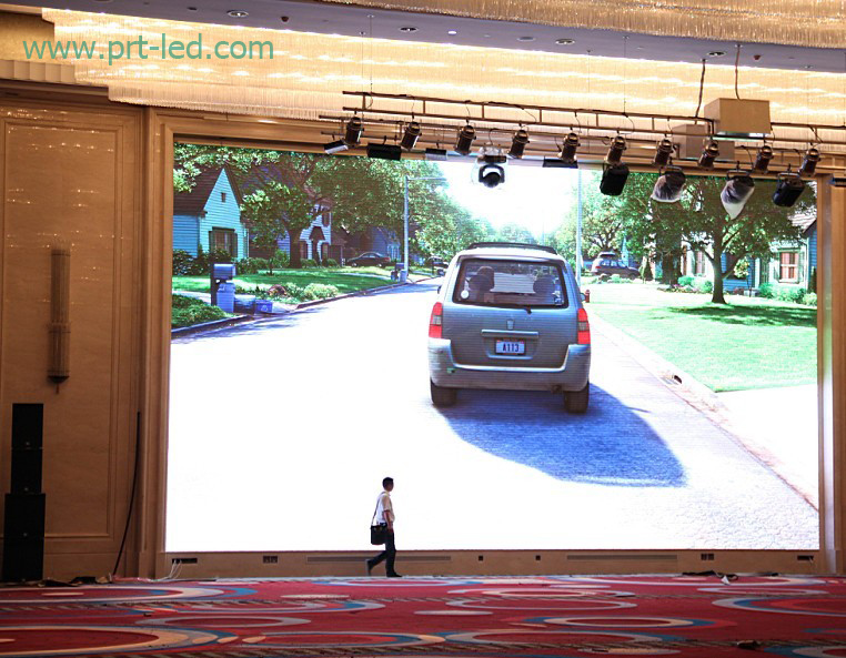 Full Color P2.5 Advertising LED Display Screen with High Contrast ratio
