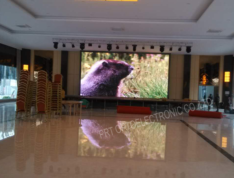High Contrast P3 Indoor Full Color Video LED Wall Panel