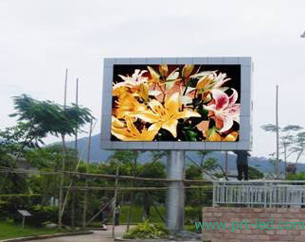 High Solution Outdoor P5 LED Digital Display with High Quality SMD2727 LED Lamps