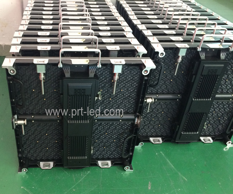 Outdoor/Indoor Rental LED Display with 500X500/500X1000mm Panel (P3.91/P4.81/P6.25)