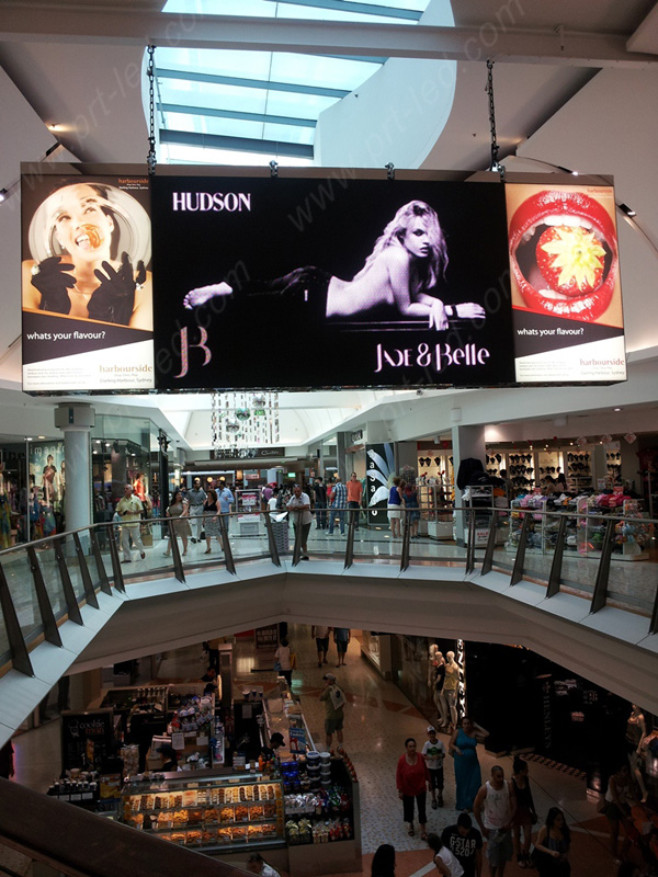 Cheap Cost Indoor P7.62 Full Color LED Digital Display with Slim Panels