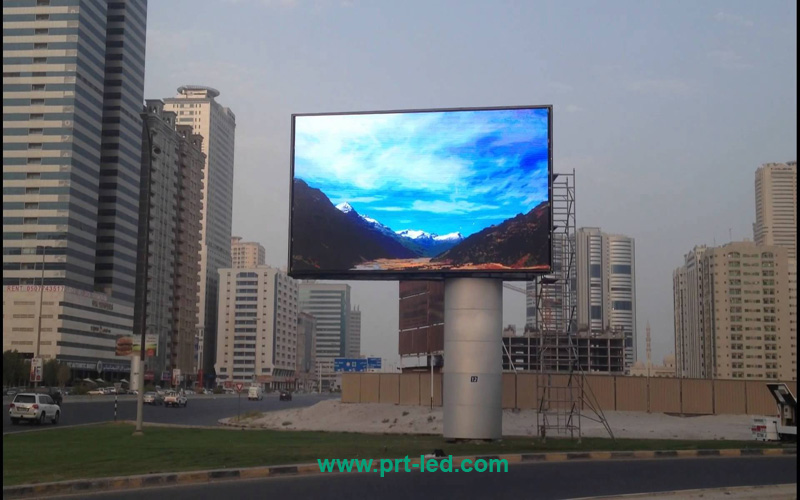 Outdoor Full Color Advertising LED Display with Slim Die-Cast Panel (960X960mm)